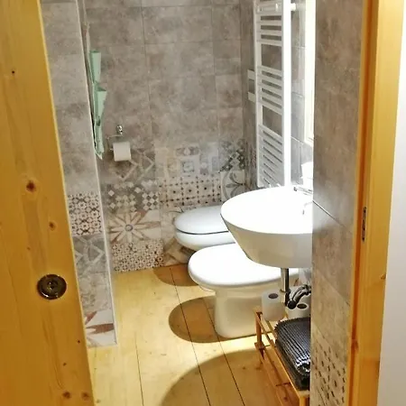 Bed & Breakfast Elim &