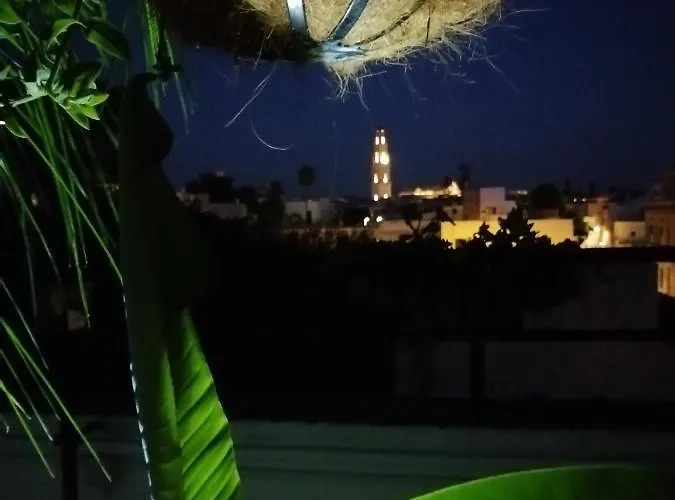 לינה וארוחת בוקר Elim & לצ'ה